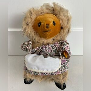 1970’s Vintage Eden Toys Beatrix Potter Mrs. Tiggy-Winkle Plush Doll Hedgehog